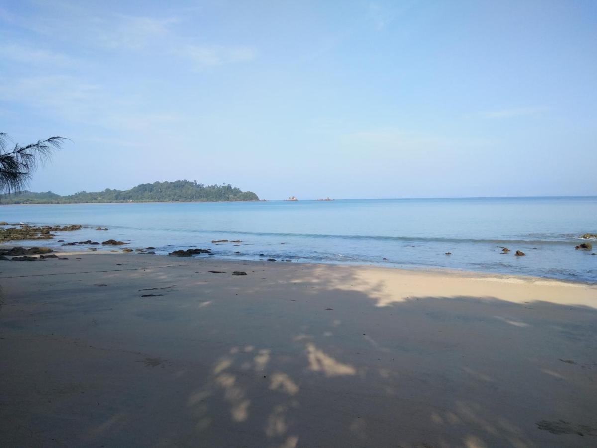 Jansom Bungalow 2 Koh Phayam Buitenkant foto