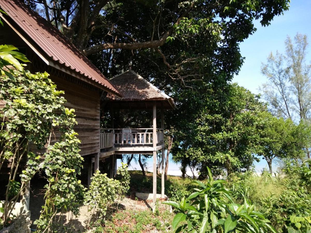 Jansom Bungalow 2 Koh Phayam Buitenkant foto