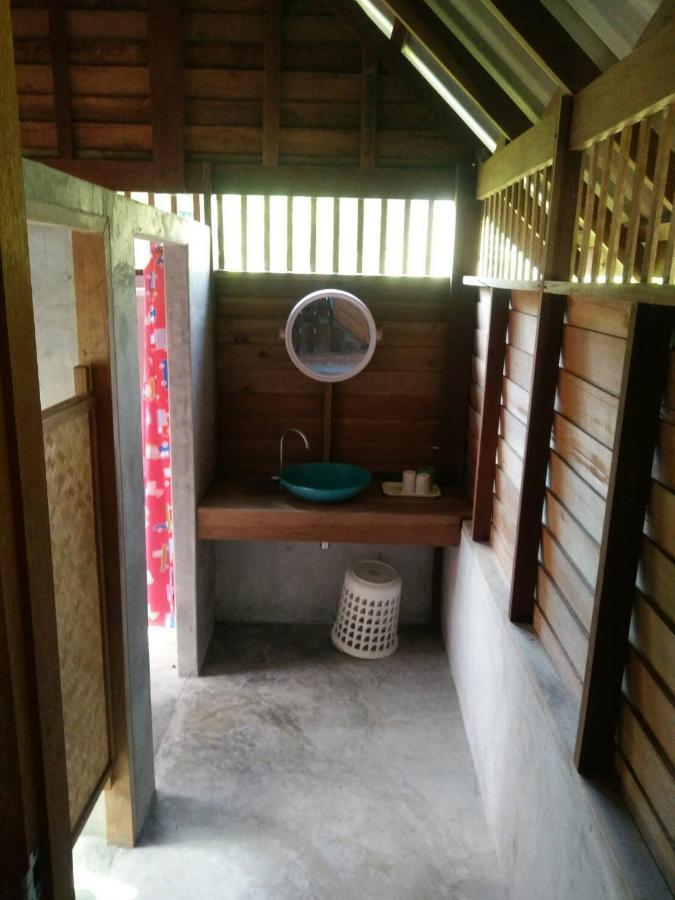Jansom Bungalow 2 Koh Phayam Buitenkant foto